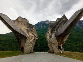 Tjentiste Monument